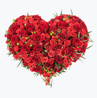 Rosehjerte i rødt (45 cm)